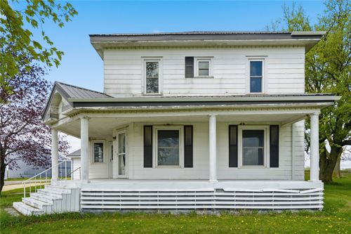 2921 220th St, Winthrop, IA, 50682-9431 | Card Image