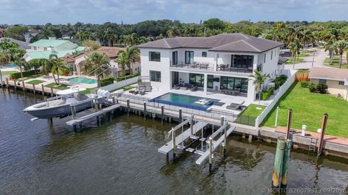 824 Shore Dr, North Palm Beach, FL, 33408-4236 | Card Image