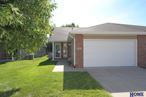 6212 Windhaven Dr, Lincoln, NE, 68512-2122 | Card Image