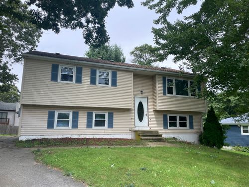 40 Old Farm Road, Groton, CT, 06340 | Card Image