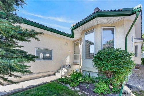 21 Strathearn Gdns Sw, Calgary, AB, T3H2R1 | Card Image