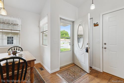 9798 Deer Track Ct, Interlochen, MI, 49643-8201 | Card Image