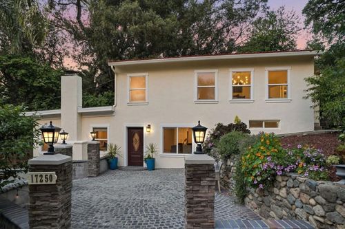 17250 Pine Ave, Los Gatos, CA, 95032 | Card Image