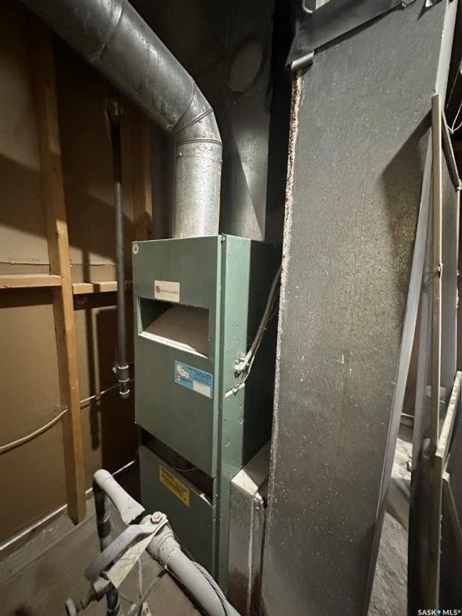 502 Busteed St, House other with 6 bedrooms, 4 bathrooms and 6 parking in Kerrobert SK | Image 44