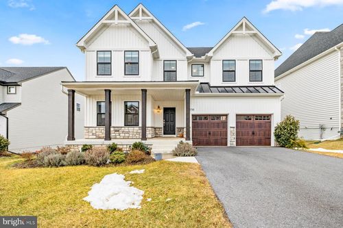 2758 Hillfield Dr, FREDERICK, MD, 21702-1676 | Card Image