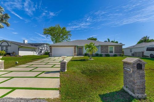 2372 Se Maslan Ave, Port St. Lucie, FL, 34952-6731 | Card Image