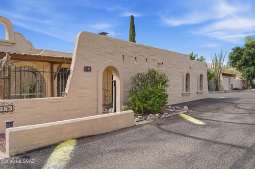 5172 N Pueblo Villas Drive, Tucson, AZ, 85704 | Card Image