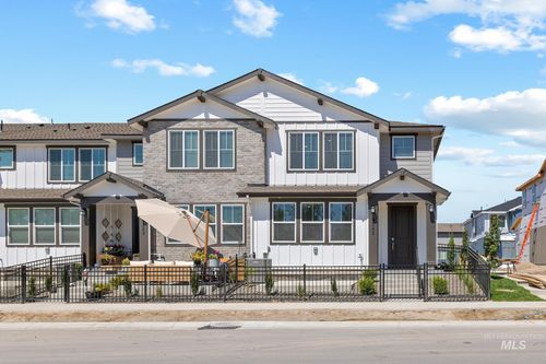 4242 W Perspective St, Eagle, ID, 83616-1120 | Card Image