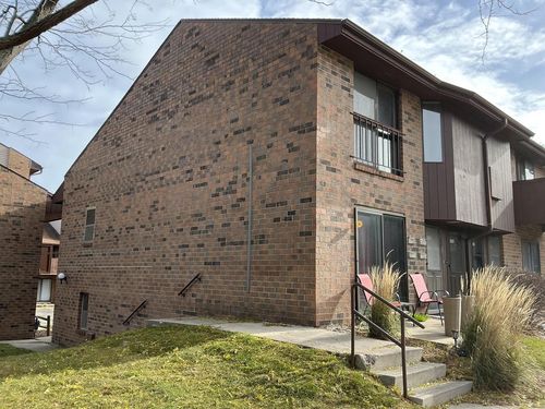 9026 N Park Plaza Court, Brown Deer, WI, 53223 | Card Image