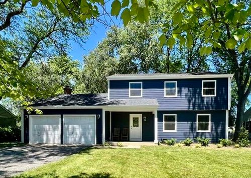 1335 Chillem Dr, Batavia, IL, 60510-3312 | Card Image