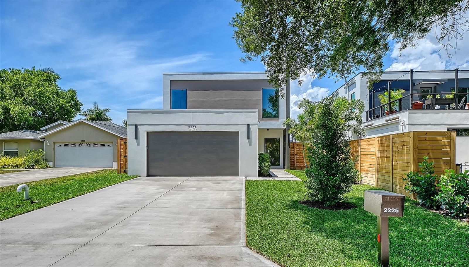 Residential in SARASOTA