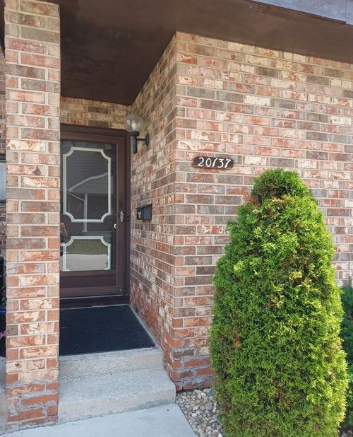 20137-20137 Woodale St, Lynwood, IL, 60411-1313 | Card Image