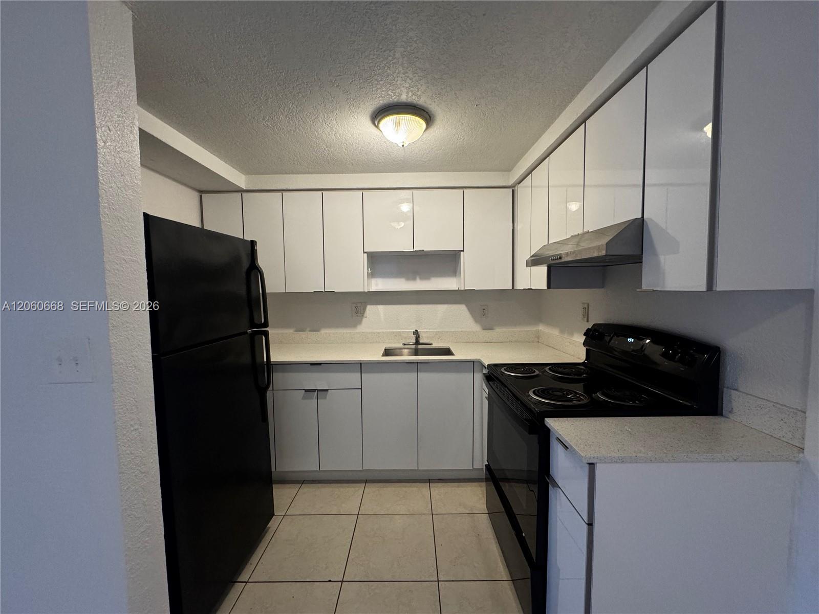 Residential Lease in North Miami 2