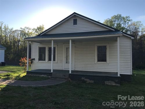 1373 Mount Ulla Hwy, Mooresville, NC, 28115-7939 | Card Image
