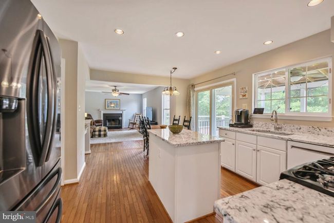 43076 Stonecottage Pl, House other with 4 bedrooms, 4 bathrooms and null parking in ASHBURN VA | Image 5