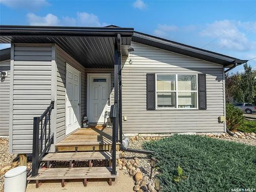 15-1275 S Railway St E, Swift Current, SK, S9H5P3 | Card Image