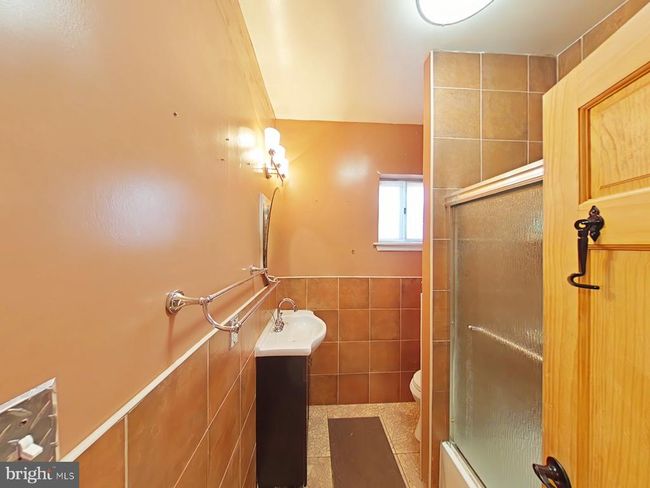 254 W Zeralda St, Townhouse with 3 bedrooms, 1 bathrooms and null parking in PHILADELPHIA PA | Image 9