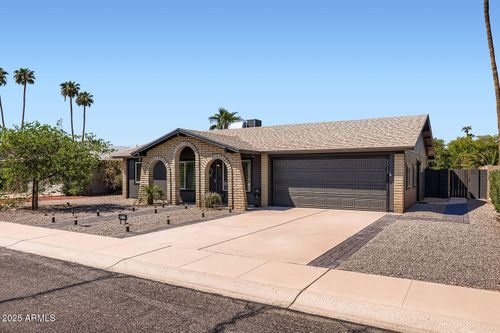 2512 S Evergreen Rd, Tempe, AZ, 85282-3035 | Card Image
