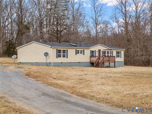 62 Brown Branch Rd, Farmville, VA, 23901-3839 | Card Image