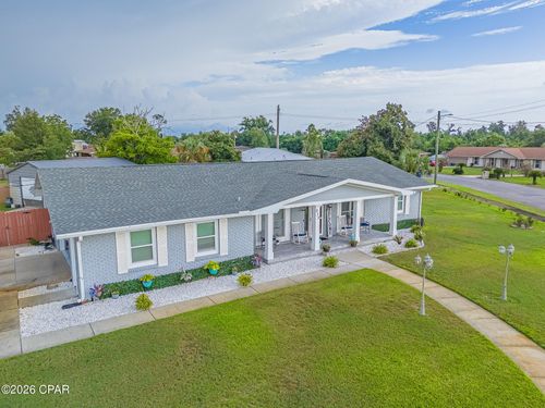 830 Brandeis Ave, Panama City, FL, 32405-3902 | Card Image