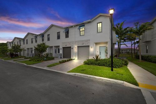 353 Nw 8th Ct, Pompano Beach, FL, 33060-6083 | Card Image