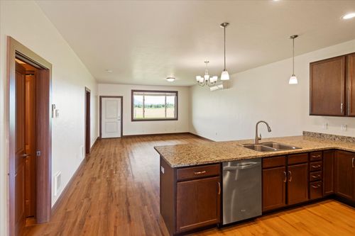 625-625 Eisenhower Street Se, Ronan, MT, 59864 | Card Image