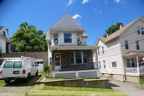 818 Myrtle St, Scranton, PA, 18510-1050 | Card Image