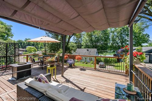 3821 Langley Dr, Pinckney, MI, 48169-9390 | Card Image