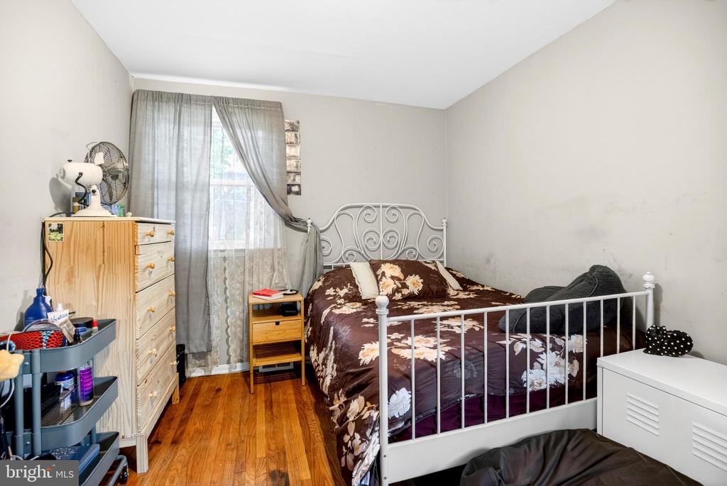 Residential in PHILADELPHIA 3