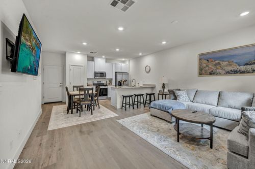 1634 Icelandic Way, Reno, NV, 89523-1532 | Card Image