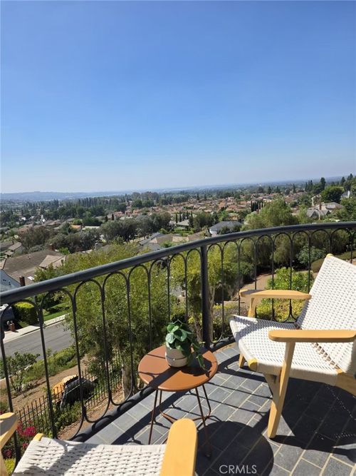 4460 Deodar Dr, Yorba Linda, CA, 92886-3159 | Card Image