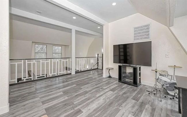 2184 Bear Bottom Dr, House other with 5 bedrooms, 4 bathrooms and 1 parking in Wharton TX | Image 6