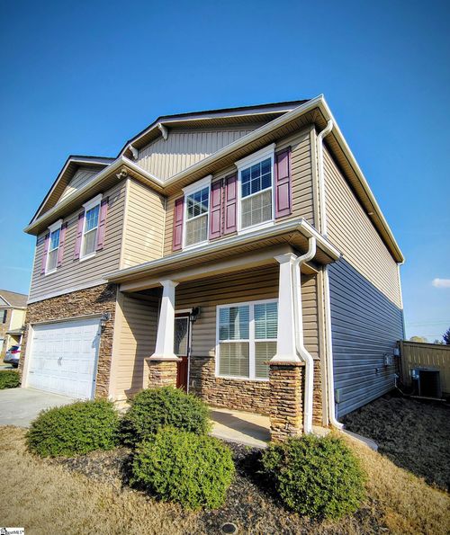 529 Townsend Place Dr, Boiling Springs, SC, 29316-5838 | Card Image