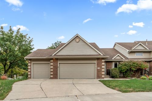 908 Nw Irvinedale Dr, Ankeny, IA, 50023-8724 | Card Image
