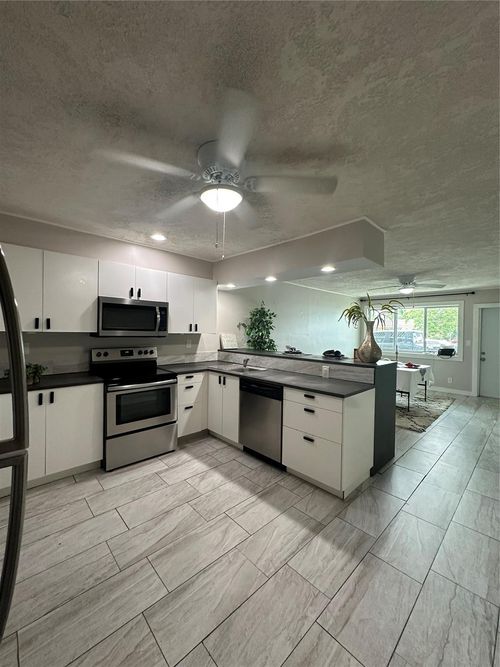 apt-106-2175 Ne 56th St, Fort Lauderdale, FL, 33308-2575 | Card Image