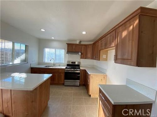3518 Balmont St, Lancaster, CA, 93536-4853 | Card Image