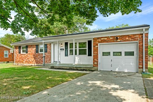 8212 Rocky Gap Rd, Louisville, KY, 40214 | Card Image
