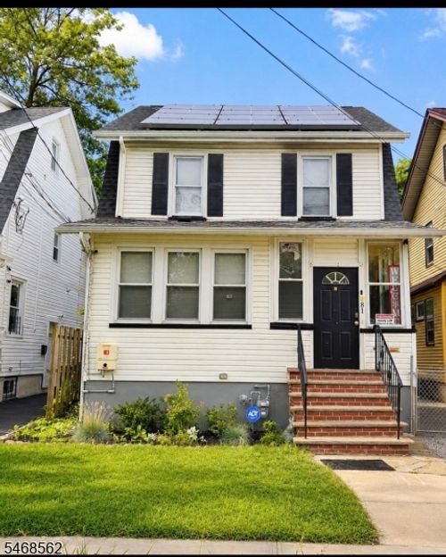 81 Delmar Pl, Irvington, NJ, 07111-2650 | Card Image