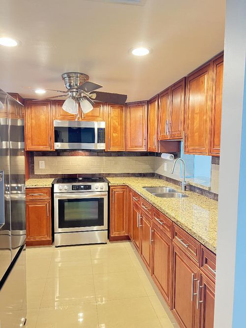 606-301 Se 3rd Street, Dania Beach, FL, 33004 | Card Image