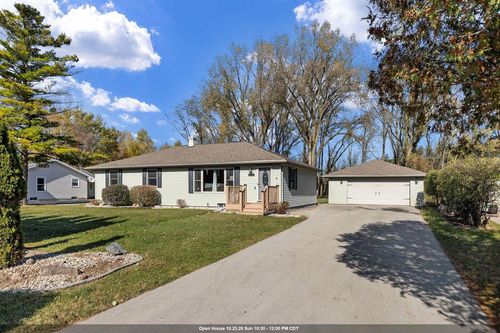 1320 W Edgewood Drive, GRAND CHUTE, WI, 54913 | Card Image