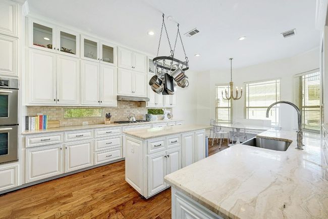 2 - 2517 Winsted Ln, House other with 4 bedrooms, 4 bathrooms and 4 parking in Austin TX | Image 4