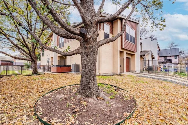 APT-5 - 2608 E 6 Th St, Condo with 2 bedrooms, 3 bathrooms and 5 parking in Austin TX | Image 23