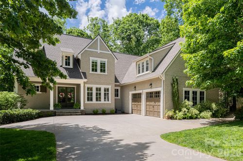 20 E Owl Creek Ln, Fairview, NC, 28730-8816 | Card Image