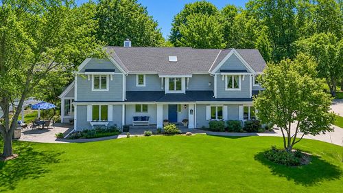 N23W28221 Beach Park Circle, DELAFIELD, WI, 53072 | Card Image