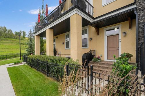 185 Cranbrook Villas Se, Calgary, AB, T3M1Z3 | Card Image