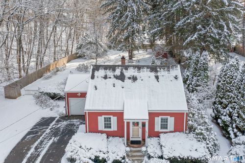 164 Saint John St, Manchester, CT, 06040-3941 | Card Image