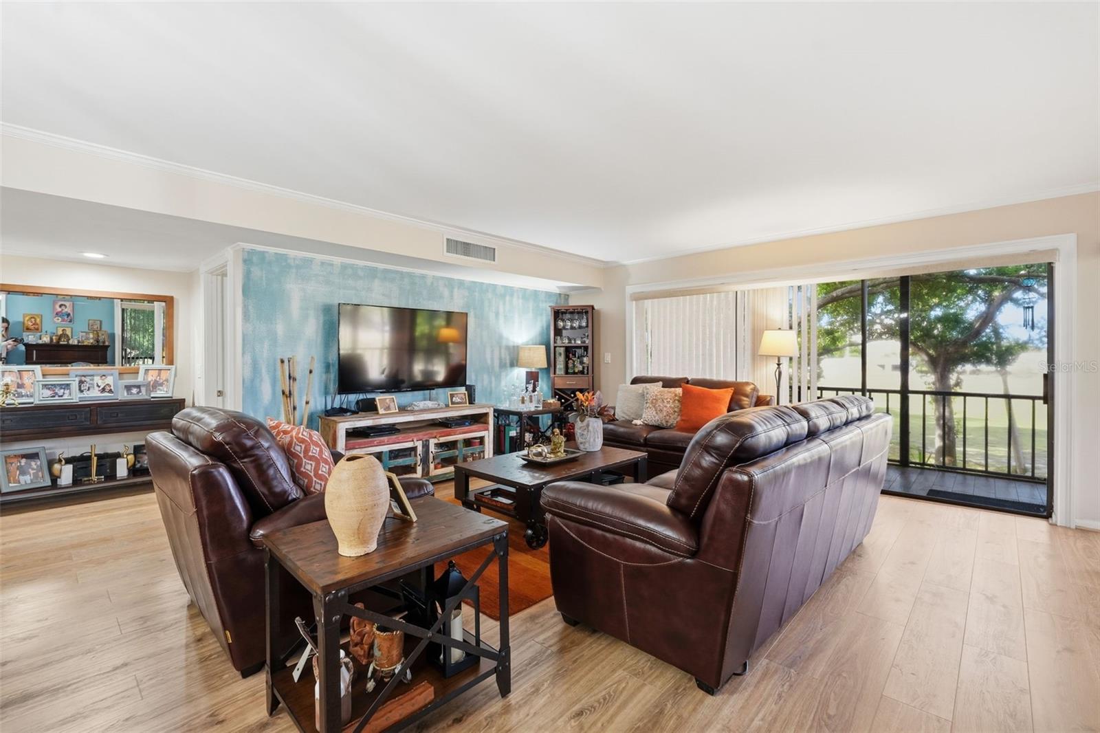 Residential in LARGO 4