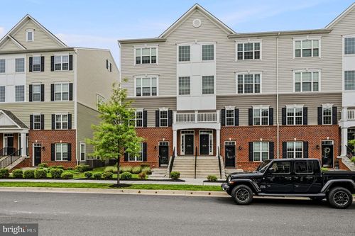 3735 Green St, CLAYMONT, DE, 19703-2071 | Card Image