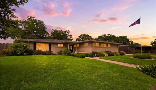 472 Barracuda Pl, Corpus Christi, TX, 78411-1522 | Card Image