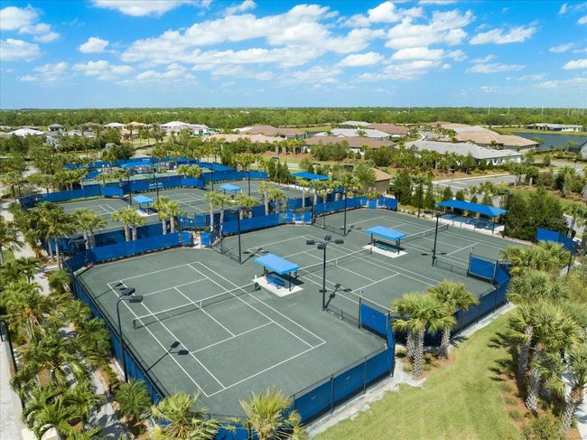 7113 Gradford Ct, House other with 3 bedrooms, 4 bathrooms and null parking in Lakewood Ranch FL | Image 80